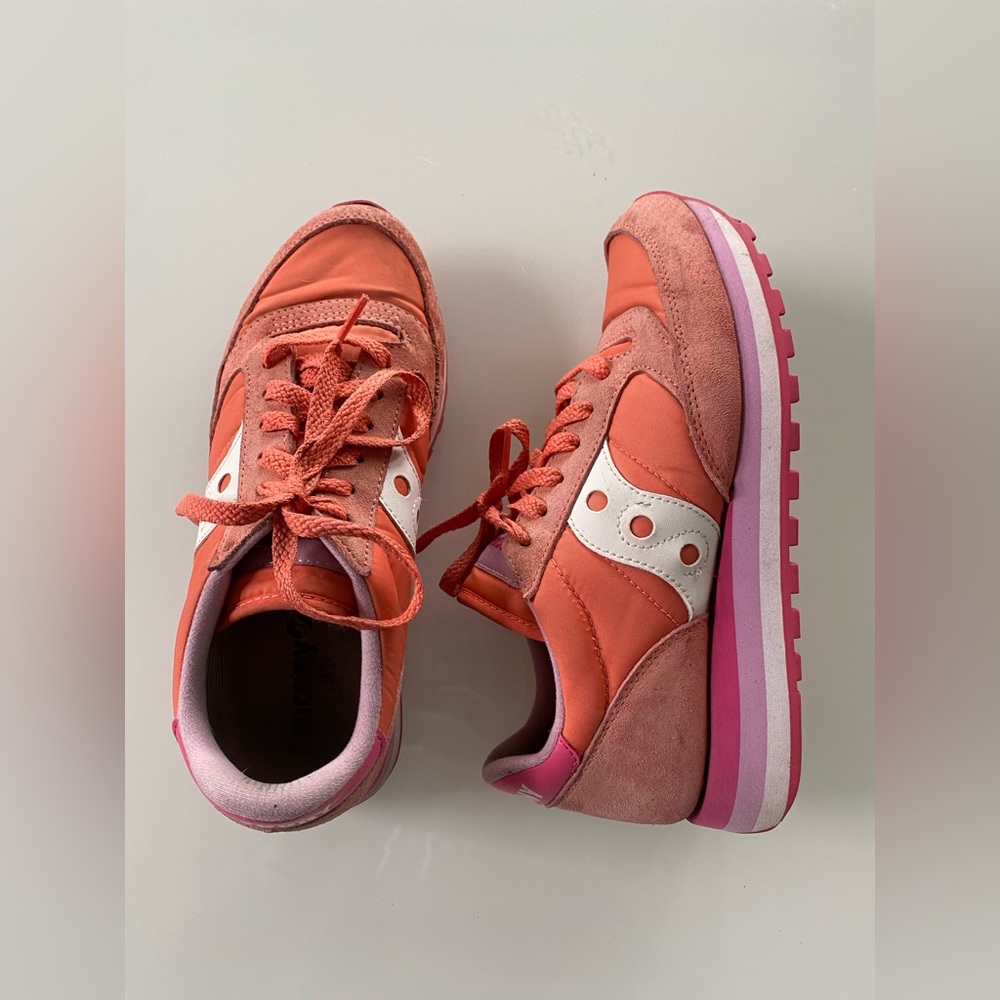Saucony Coral Pink White Women's Retro Runner Sneakers